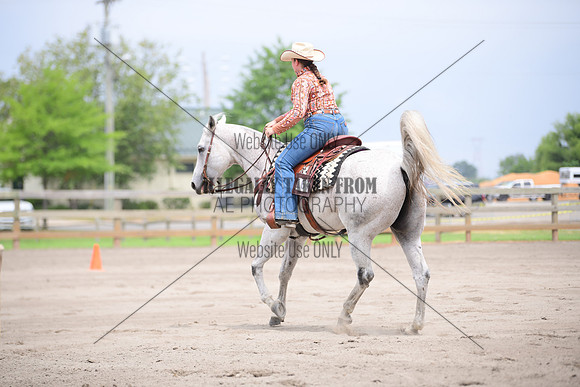STE_4943
