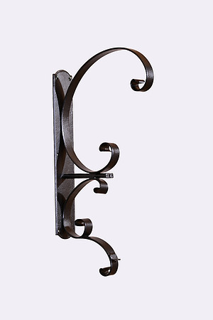 Bracket_6635